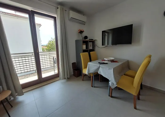 Apartman Josipa Near The Center Malinska